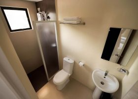 Private T&B with Hot and Cold Shower